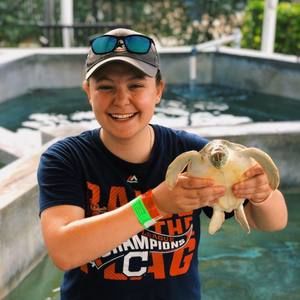 Meet your Posher, Juliana